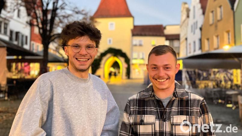 Stellvertretender JU-Vorsitzender Lukas Frey und JU-Vorsitzender Philipp Roider (von links) kündigenfür die Wahl des Weidener Stadtrats eine eigene JU-Liste an. Bild: Lukas Frey/exb