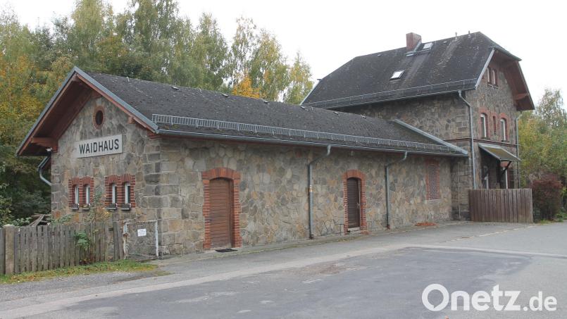 Der alte Bahnhof soll im Rahmen der Städtebauförderung generalsaniert werden. Bild: pi