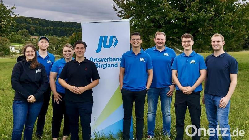 Sie bilden das Team der JU im Birgland für die Kommunalwahl 2026 (von links): Melanie Oeh, Uwe Kölbel, Laura Stark, Tizian Weiß, Florian Renner, Max Herbst, Bastian Süß, Philipp Nitzbon. Bild: Tizian Weiß