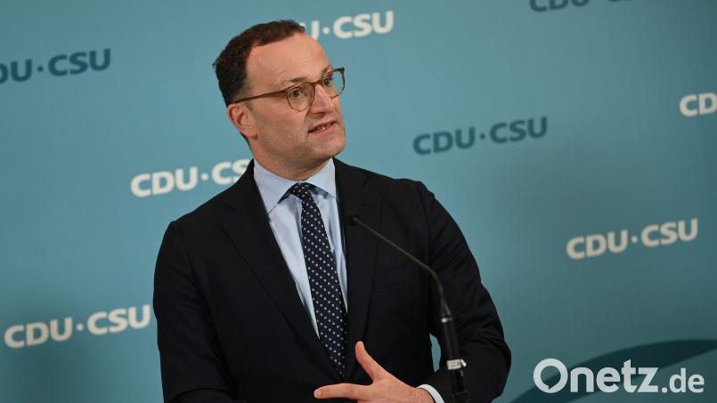Jens Spahn weist darauf hin, dass der Bundestag bei dem Thema Wehrdienst das letzte Wort hat. (Archivbild) Bild: Niklas Graeber/dpa