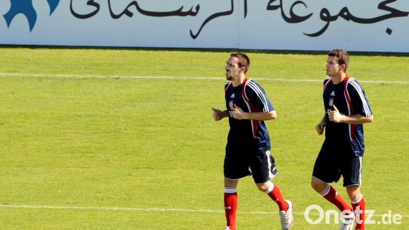 Görlitz, hier im Jahr 2010 mit Franck Ribéry, spielte einst Bundesliga, heute trainiert er einen A-Klassen-Club. Bild: picture alliance / dpa