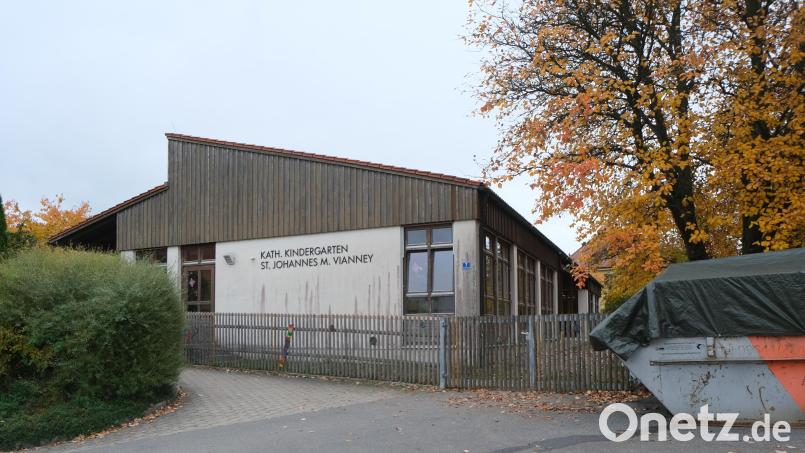 Bald ist es soweit, dann erfolgt der Umzug der Kinder vom Kindergarten St. Johannes Maria Vianney in den 
Pfarrsaal. Bild: Fred Lehner