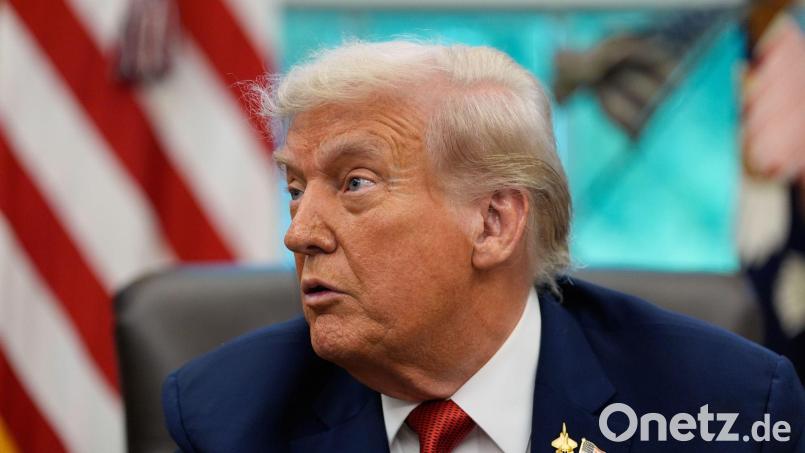 Trump will Drogenschmuggler auf dem Meer und an Land bekämpfen lassen. (Archivbild) Bild: Alex Brandon/AP/dpa