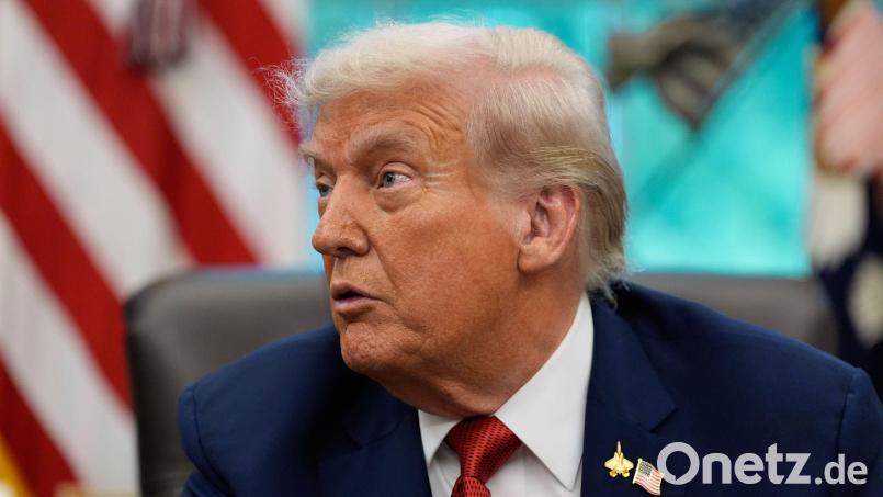 Trump droht der Hamas. Bild: Alex Brandon/AP/dpa