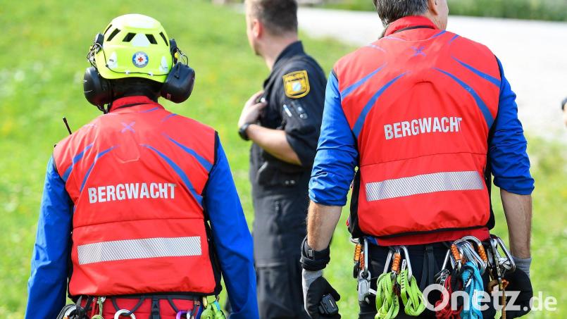 Der 13-jährige Junge wurde nach dem Sturz von der Bergwacht gerettet. (Symbolbild) Bild: Uwe Lein/dpa