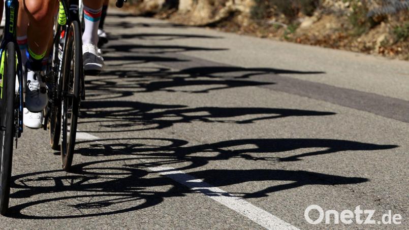Die dritte Etappe der Tour of Holland ist abgebrochen worden. Bild: David Pintens/Belga/dpa