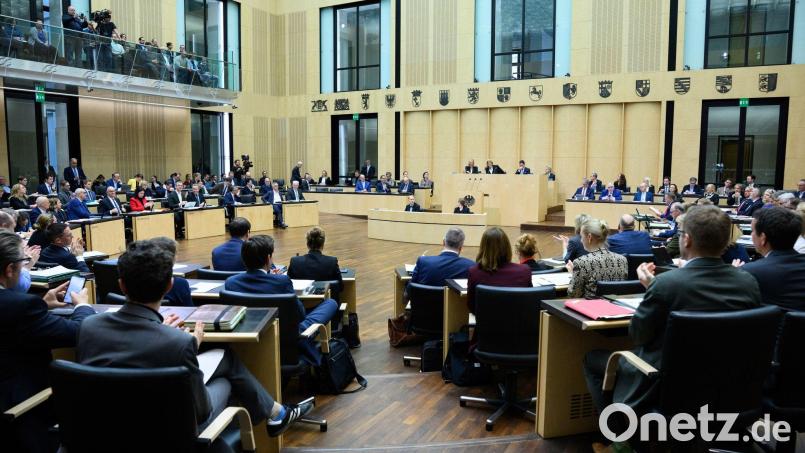 Manche Entscheidungen des Bundesrats haben direkte Auswirkungen auf den Alltag der Menschen im Land. Bild: Bernd von Jutrczenka/dpa