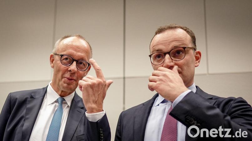 Unionsfraktionschef Jens Spahn verteidigt Bundeskanzler Friedrich Merz beim Thema Migration im Stadtbild. (Archivfoto) Bild: Kay Nietfeld/dpa