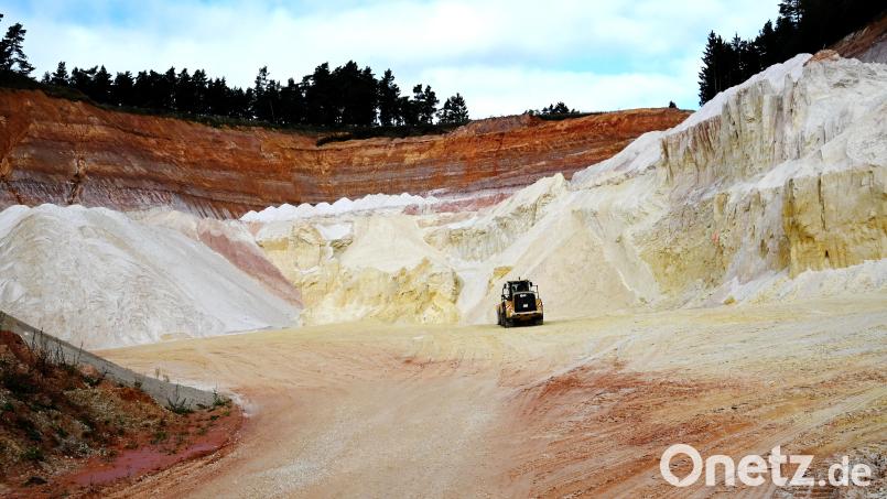 Grünes Licht für die Nutzung weiterer 50 Hektar zum Sandabbau im Tagebau Sandholz gab der Gebenbacher Gemeinderat. Bild: gf