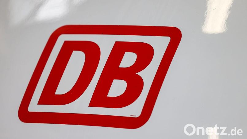 Reisende müssen auf der Rheintalbahn am Sonntag mit Beeinträchtigungen rechnen. (Symbolbild) Bild: Oliver Berg/dpa