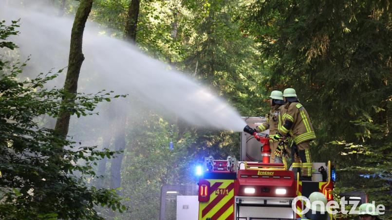 Feuerwehrkräfte bei der Übung in Prackendorf. Bild: FF Prackendorf/ Gabi Böckl
