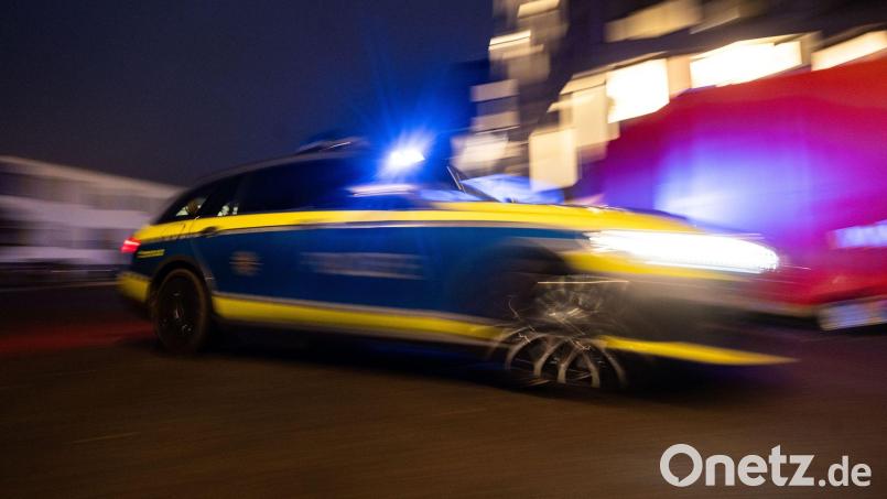 Der Fahrer war laut Polizei mutmaßlich auf dem Rückweg von einem Tuning-Treffen. (Symbolbild) Bild: Marijan Murat/dpa