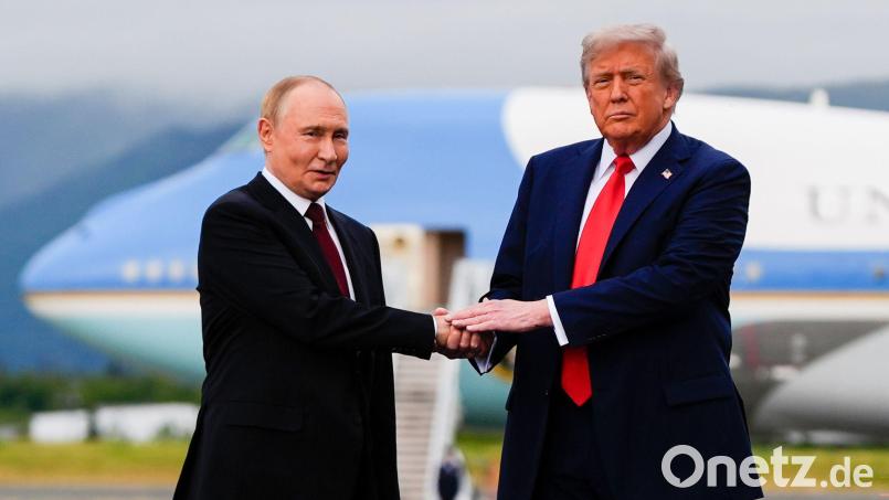 Zuletzt begegneten sich Trump und Putin im US-Bundesstaat Alaska. (Archivbild) Bild: Julia Demaree Nikhinson/AP/dpa