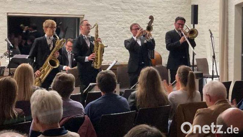 Die Pilsner Jazz-Band trat in der Burg Falkenberg auf. Bild: Forum Falkenberg