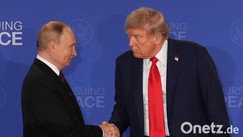 Zuletzt begegneten sich Trump und Putin im US-Bundesstaat Alaska. (Archivbild) Bild: Jae C. Hong/AP/dpa