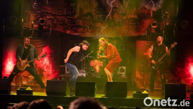 Die Band "AC/DX." ist wieder einer der Hauptacts beim Spendenfestival der Motorradfreunde GFP Erbendorf. Sie präsentiert an der Rohrmühle ihre ultimative "AC/DC"-Rockshow. Archivbild: AC/DX.