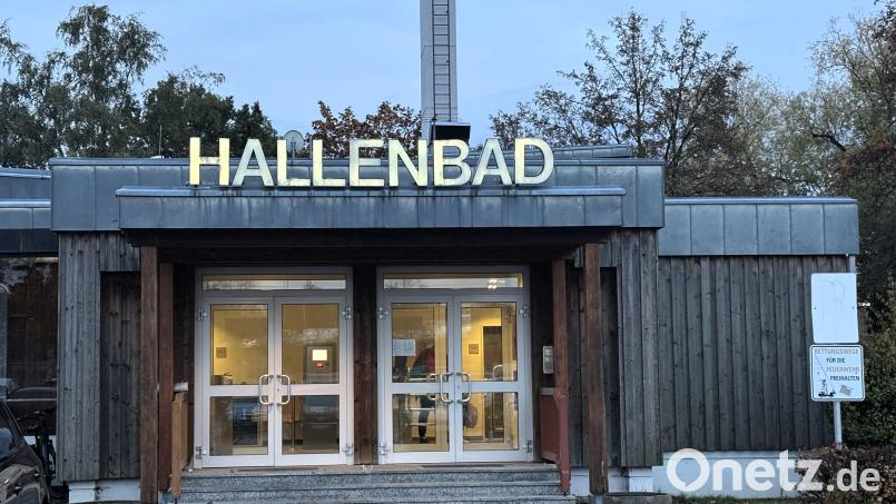Könnte mittelfristig ausgedient haben: Eine Machbarkeitsstudie für den Neubau eines Hallenbades in Kemnath ist bereits in Auftrag gegeben worden. Bild: stg