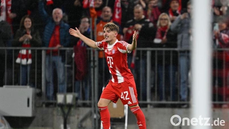 Lennart Karl jubelt über seinen Treffer zum 1:0 für den FC Bayern.. Bild: Sven Hoppe/dpa