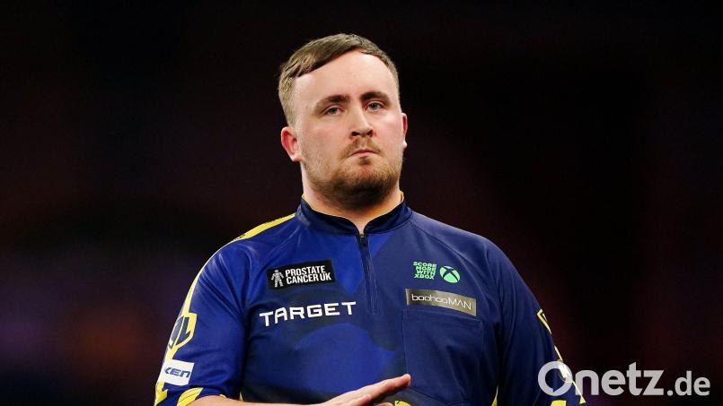 Luke Littler hat sich mit Martin Schindler noch nicht ausgesprochen. Bild: Zac Goodwin/PA Wire/dpa