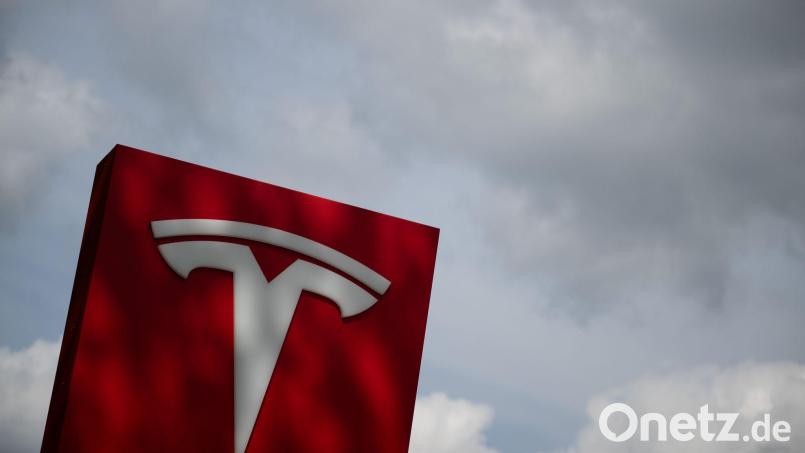 Elon Musk will die Marke von 25 Prozent der Tesla-Aktien erreichen. (Archivbild) Bild: Sebastian Gollnow/dpa