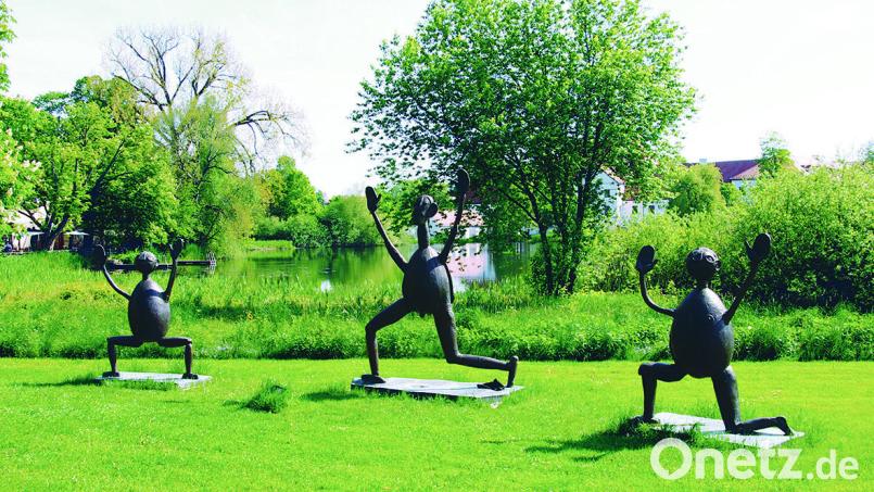 Kirchners "Bild des Hoffens" von 1974 auf dem Heinrich-Kirchner-Skulpturenweg am Kloster Seeon. Bild: Nachlass Ascholding. © VG Bild-Kunst, Bonn 2025/exb