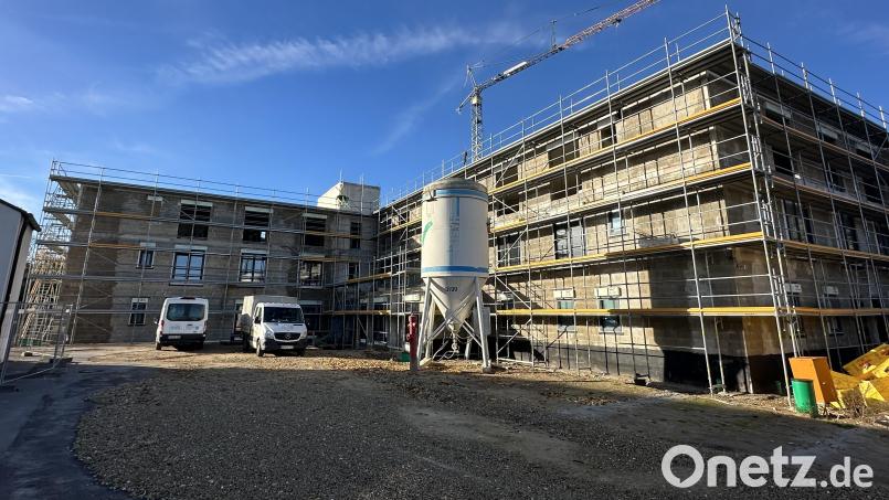 Der Rohbau des BRK-Seniorenheims St. Ägidius in Vilseck ist fertiggestellt, jetzt geht es an den Innenausbau. Bild: Stefanie Gradl