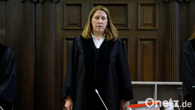 Die Vorsitzende Richterin im Block-Prozess muss wegen eines Krankheitsfalls die Terminplanung ändern. Bild: Georg Wendt/dpa POOL/dpa