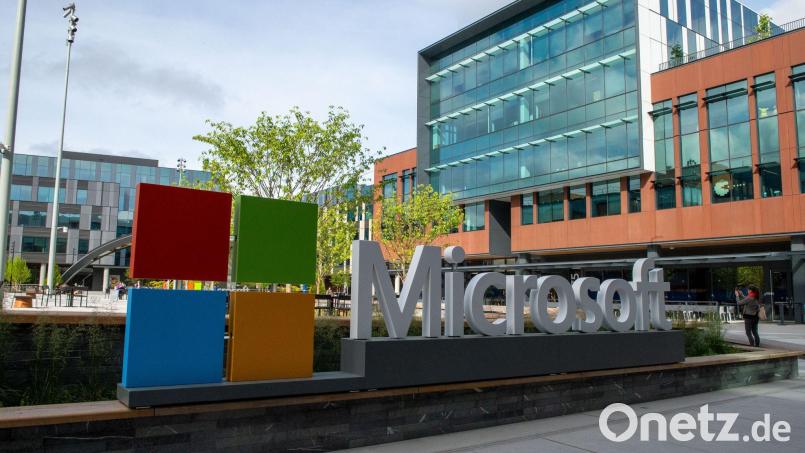 Microsoft profitiert seit Jahren von seinem Cloud-Geschäft. (Archivbild) Bild: Andrej Sokolow/dpa