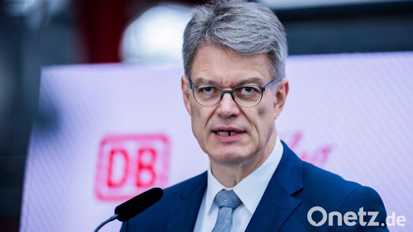 Bundesverkehrsminister Patrick Schnieder (CDU) (Archivbild) Bild: Christoph Soeder/dpa