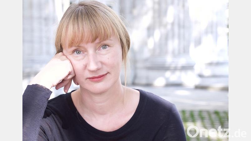 Kristine Bilkau liest im Literaturhaus Oberpfalz aus ihrem neuen Roman. Bild: Thorsten Kirves/exb