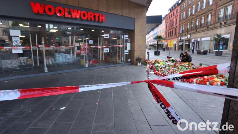 Aus Sicht der Generalstaatsanwaltschaft München ist die Gefahr zu groß, dass der Messerangreifer von Würzburg nach einer Abschiebung wieder nach Deutschland einreist. (Archivbild) Bild: Karl-Josef Hildenbrand/dpa