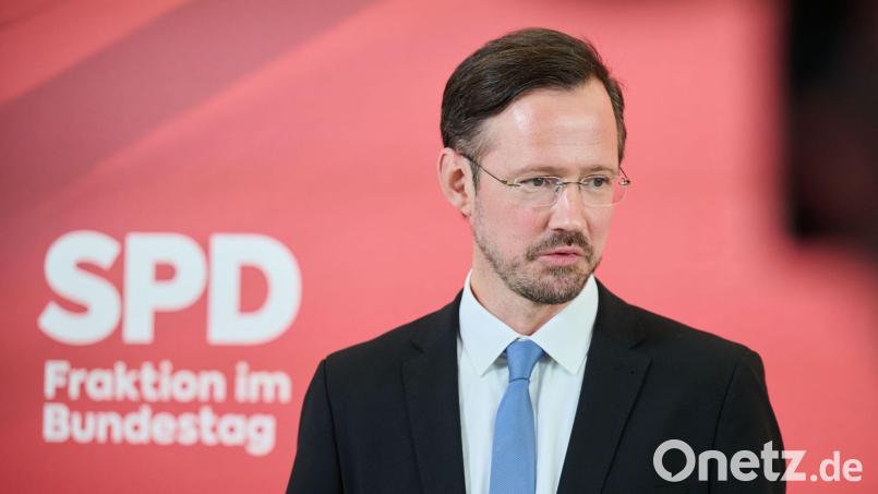 SPD-Fraktionsgeschäftsführer Wiese verweist darauf, dass sich die Koalition auf ein Gesamtrentenpaket verständigt hat. (Archivbild) Bild: Annette Riedl/dpa