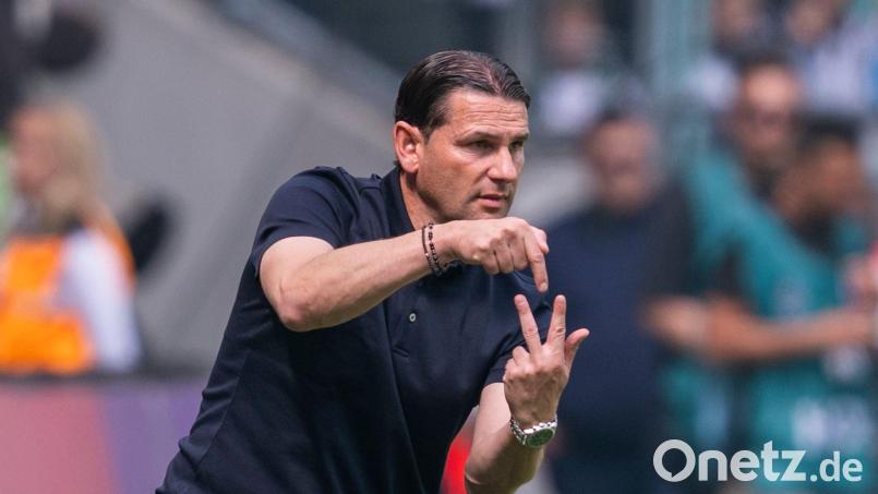 Zurück an der Seitenlinie: Gladbachs Ex-Trainer Gerardo Seoane arbeitet nun in Bern. (Archivbild) Bild: David Inderlied/dpa