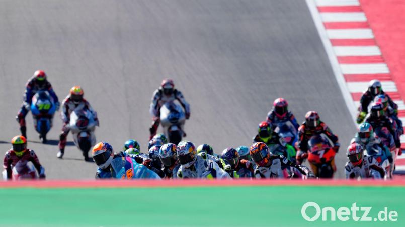 Der Sturz von Noah Dettwiler überschattete das Moto3-Rennen in Malaysia. (Archvibild) Bild: Jose Breton/AP/dpa