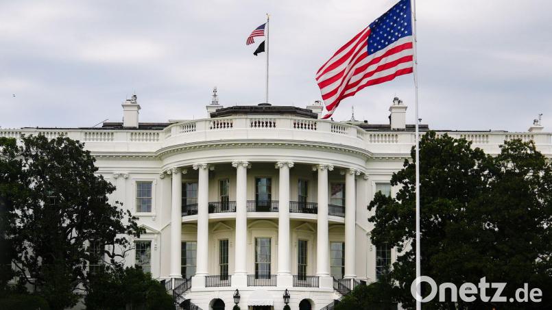 Die US-Regierung schränkt die Bewegungsfreiheit von Journalisten auf dem Gelände des Weißen Hauses weiter ein. Bild: Julia Demaree Nikhinson/AP/dpa