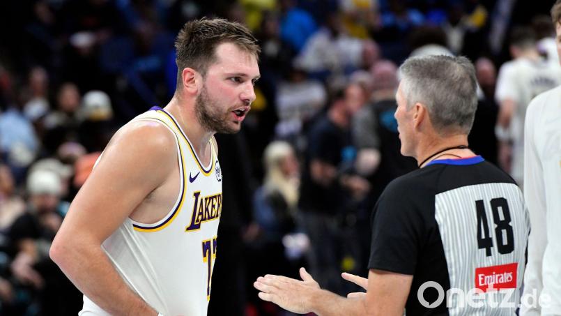 Erfolgreiches Comeback nach kurzer Verletzungspause: Luka Doncic trug für die Los Angeles Lakers gegen die Memphis Grizzlies starke 44 Punkte bei. Bild: Brandon Dill/FR171250 AP/AP/dpa