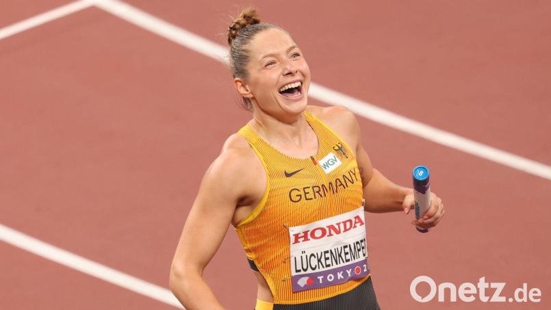 Gina Lückenkemper hat auch privat Grund zum Strahlen: Die Sprinterin und ihr langjähriger Partner haben sich verlobt. Bild: Oliver Weiken/dpa