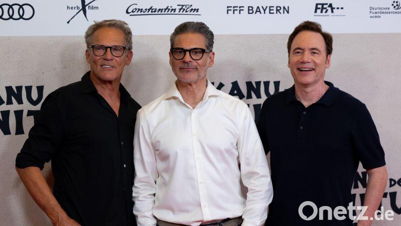 Christian Tramitz (l-r), Rick Kavanian und Michael „Bully“ Herbig feiern zurzeit mit „Das Kanu des Manitu“ einen riesigen Erfolg. Archivbild: Sven Hoppe/dpa