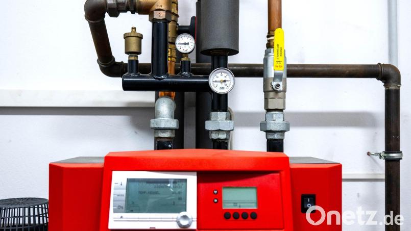 Die meisten Heizungen in Weiden laufen mit Gas. Gerade in der Innenstadt ist dadurch viel Potenzial für Sanierungen gegeben. Symbolbild: Sina Schuldt/dpa