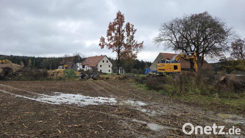 Hier bei Brünnthal werden derzeit 330 Meter Wasserleitungen samt Hausanschlüssen und Hydranten erneuert. Bild: ge