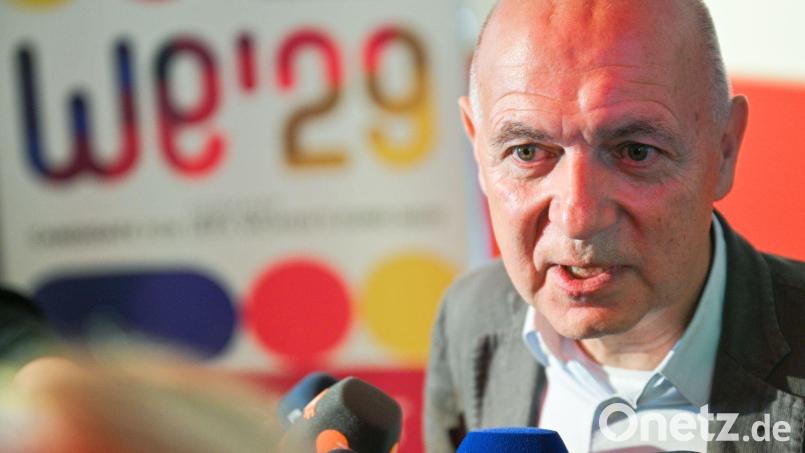 DFB-Präsident Bernd Neuendorf denkt „perspektivisch“ an eine Männer-WM in Deutschland Bild: Sebastian Gollnow/dpa