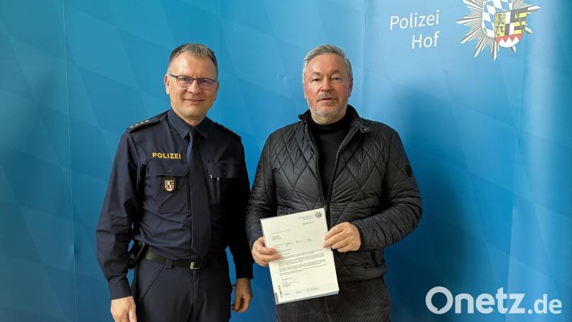 Leitender Polizeidirektor Günter Greim und Eduard Wunder Bild: Polizei Hof