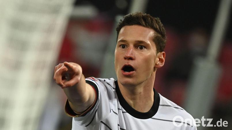 Die Terroranschläge von Paris vor zehn Jahren lassen Ex-Nationalspieler Julian Draxler nicht los. (Archivbild) Bild: Federico Gambarini/Deutsche Presse-Agentur GmbH/dpa