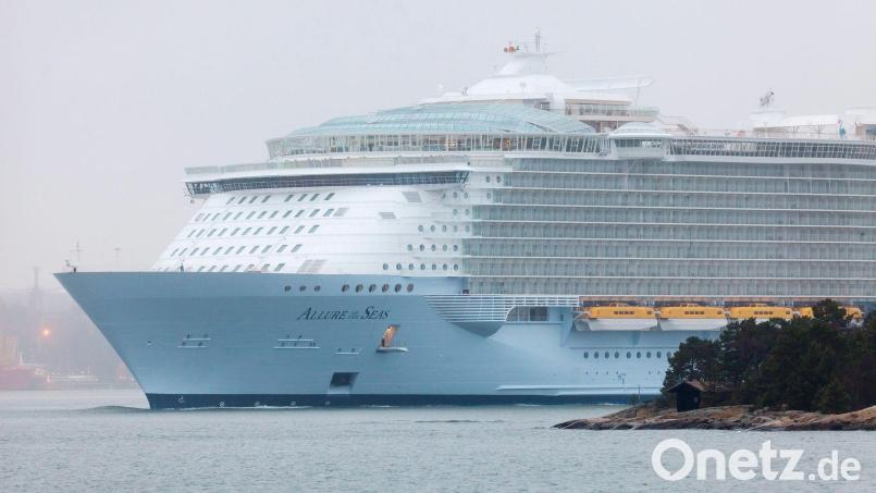 Die 66-Jährige war auf der „Allure of the Seas“ der Reederei Royal Caribbean von ihrem Balkon gestürzt. (Archivbild) Bild: Vesa - MattiVaara/epa/dpa