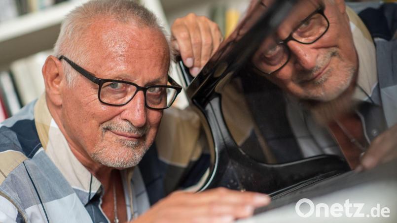 Konstantin Wecker tritt im November nicht mehr auf: Wegen einer Erkrankung wurden mehrere Konzerte abgesagt. (Archivbild) Bild: Peter Kneffel/dpa