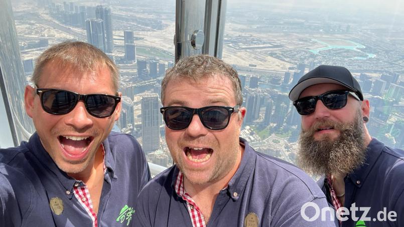 Sebastian Bösl, Florian Feldmann und Florian Walter (von links) hatten in Dubai eine gute Zeit. Bild: Florian Walter