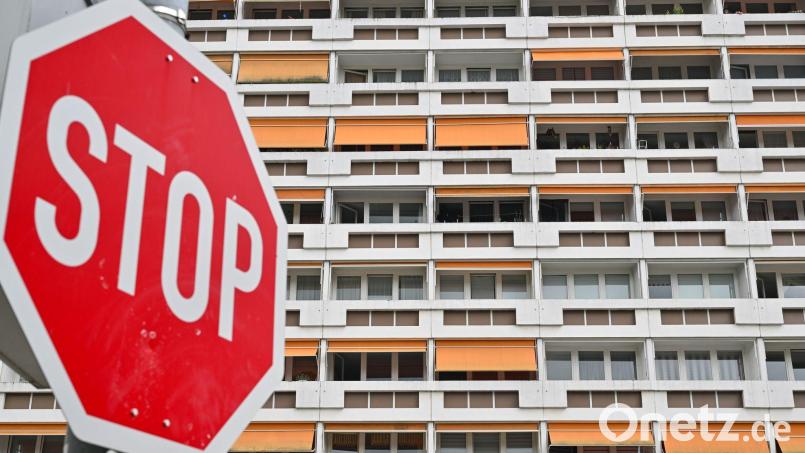 Die Linke will Betroffenen helfen, gegen überhöhte Mieten vorzugehen. (Symbolbild) Bild: Patrick Pleul/dpa