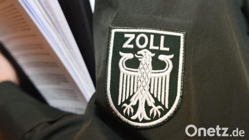 Verbrauchern wird dringend davon abgeraten, Potenzmittel im Internet zu bestellen. (Symbolbild) Bild: Stefan Sauer/dpa-Zentralbild/dpa