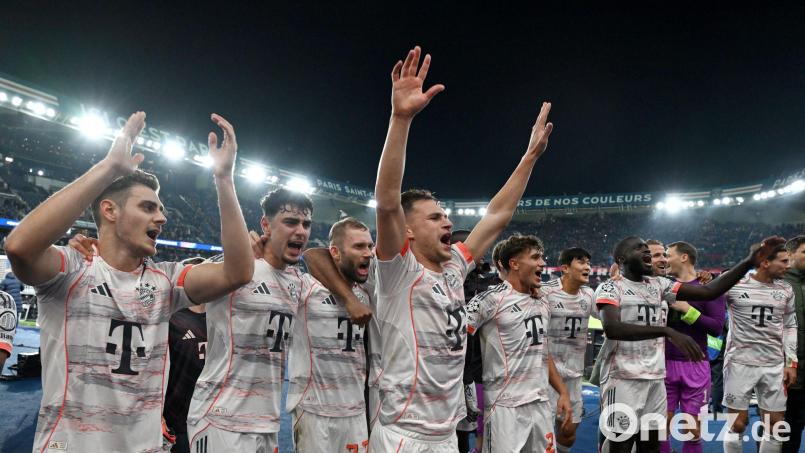 Bayerns Spieler jubeln nach dem Spiel. Bild: Federico Gambarini/dpa