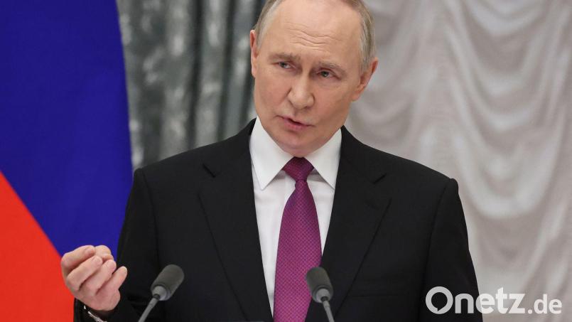 Kremlchef Putin bereitet mit seiner Führung mögliche russische Atomwaffentests vor. (Archivbild) Bild: Maxim Shipenkov/Pool EPA via AP/dpa